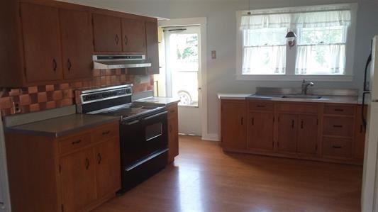 11 Water St - Photo 3 of 8