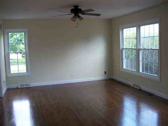 1222 Windemere Ave - Photo 3 of 14