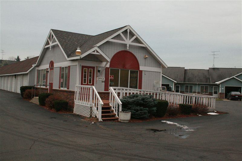 Carriage Lane Condos Apartments Carriage Ln SW, Grand Rapids, MI