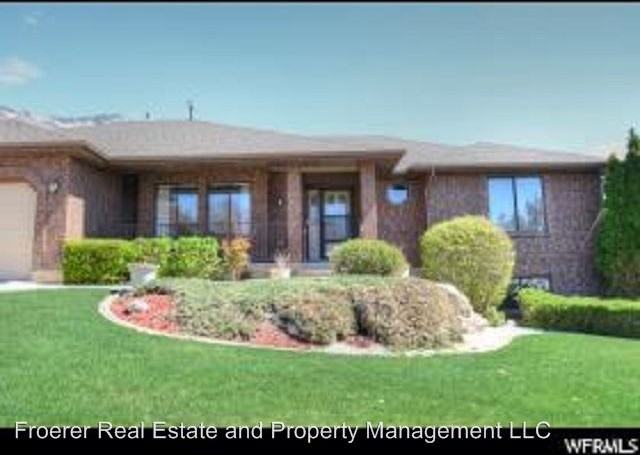 3338 N 900 E - Photo 2 of 20