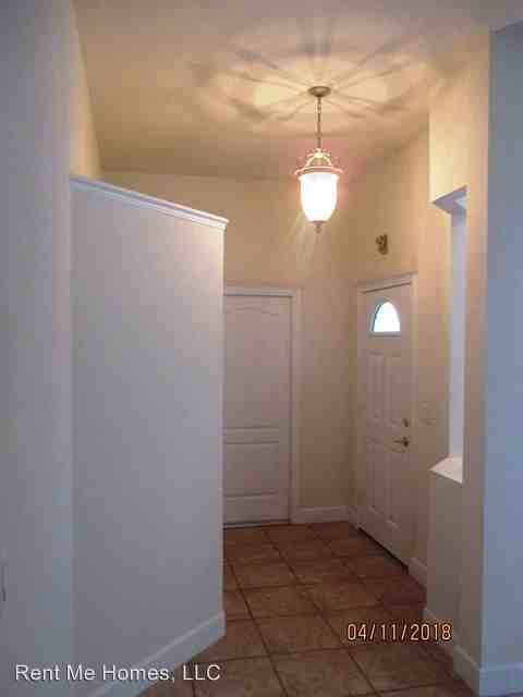 1420 Carlow Cir - Photo 2 of 26