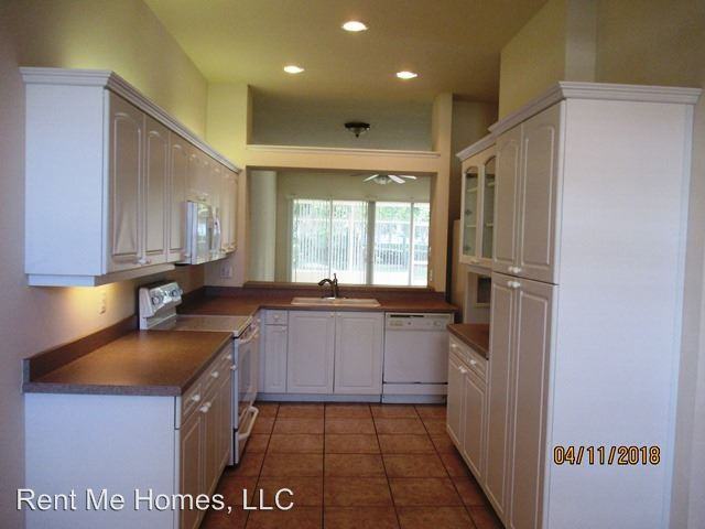 1420 Carlow Cir - Photo 3 of 26