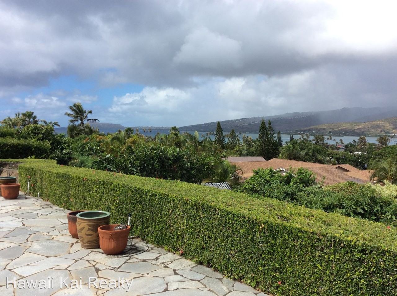 366 Poipu Dr - Photo 3 of 15