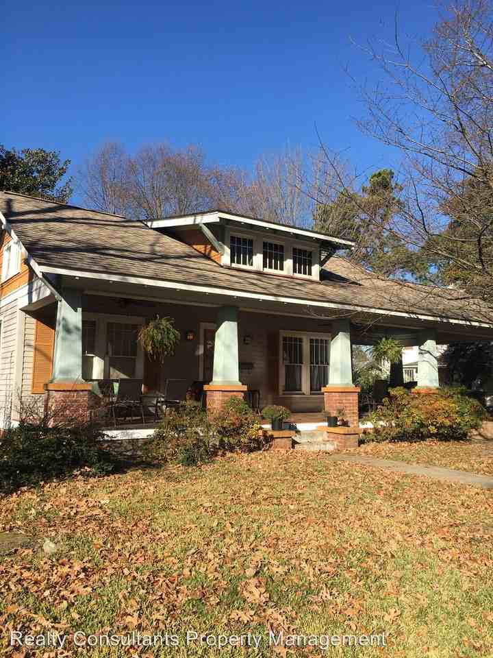 408 S Elam Ave - Photo 2 of 17