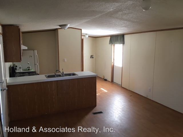 1920 Mizpah Church Rd - Photo 2 of 6