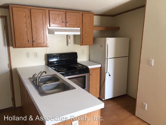 1920 Mizpah Church Rd - Photo 3 of 6