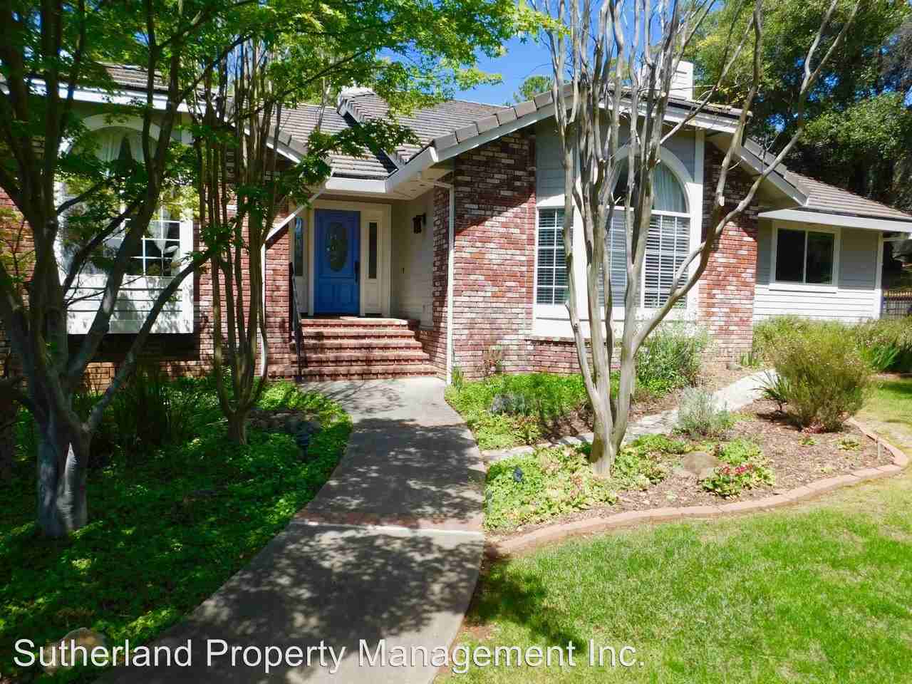 6740 Estates Ct - Photo 2 of 23