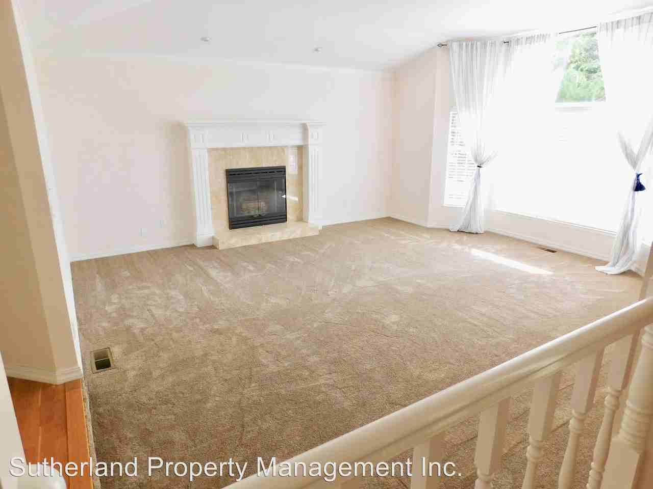 6740 Estates Ct - Photo 3 of 23