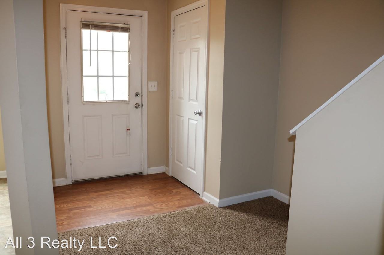 3878 Waldrop Ln - Photo 3 of 24