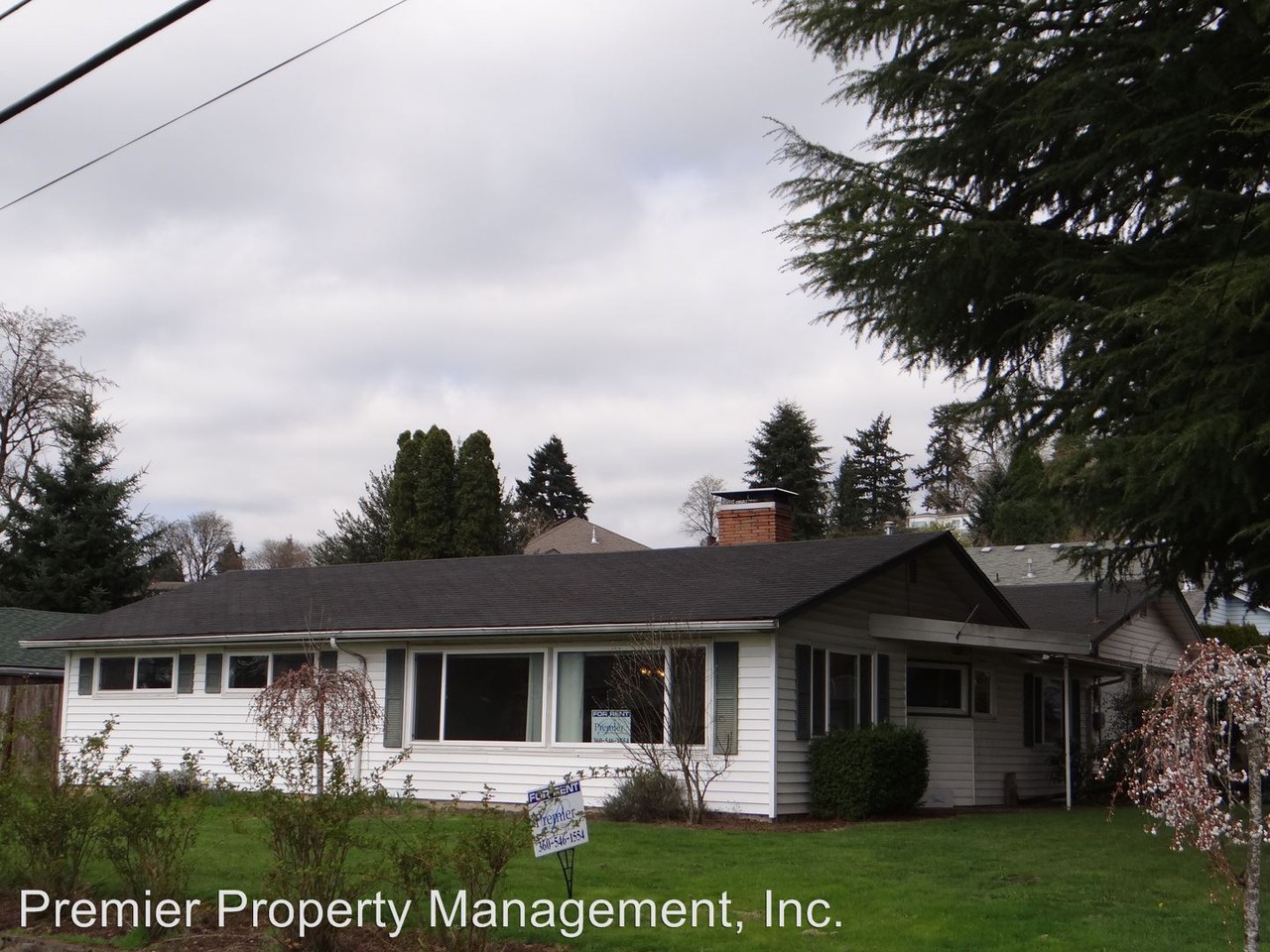 1004 SE 78th Ave - Photo 2 of 14