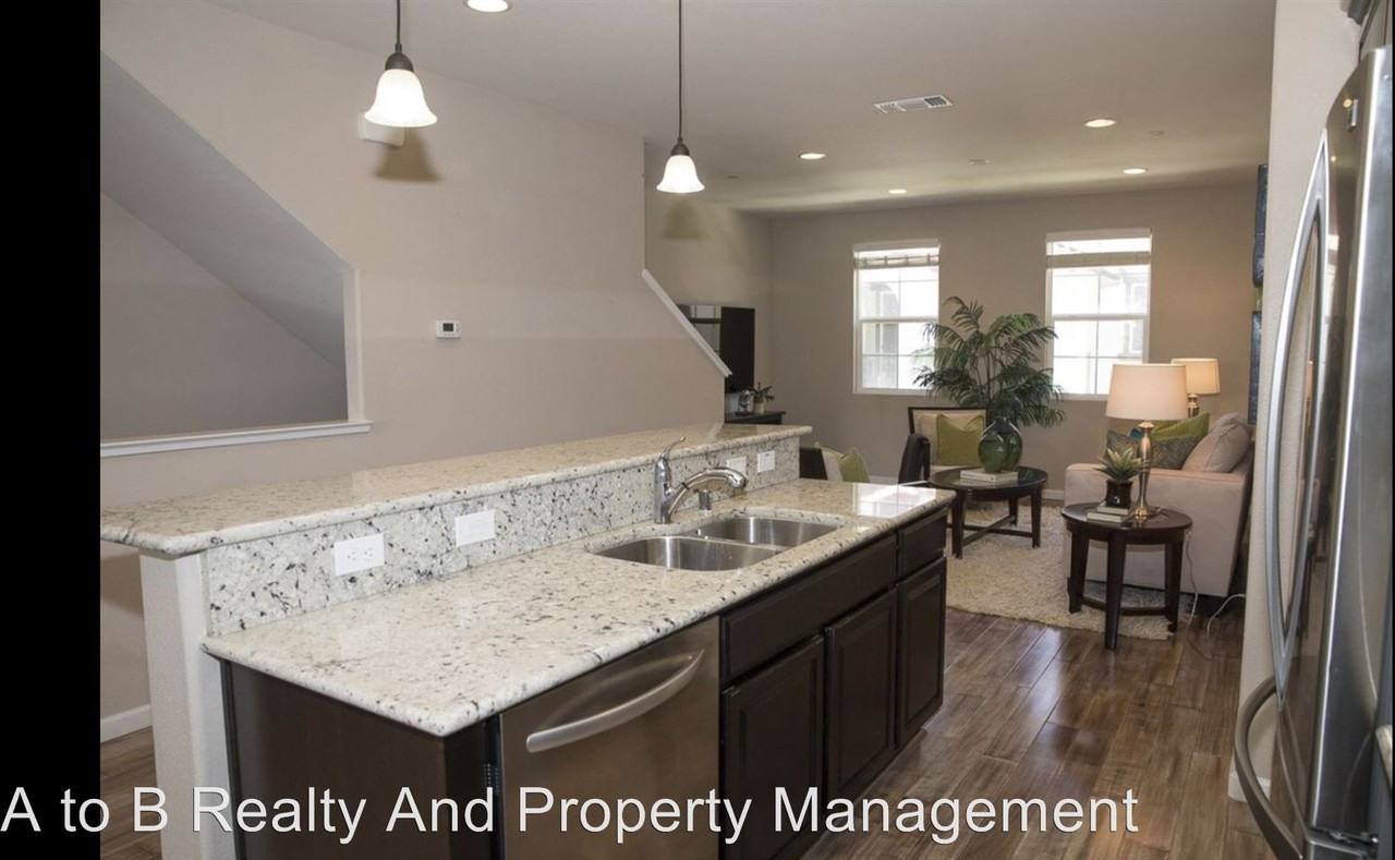 1021 Thyme Walkway - Photo 3 of 22