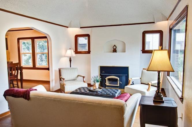 1915 26th Ave E - Photo 3 of 12