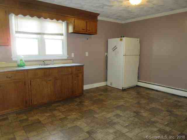 152 Dalton St - Photo 2 of 12
