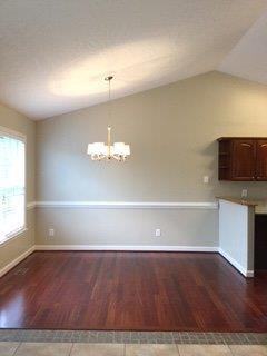 160 Windemere Dr - Photo 3 of 12