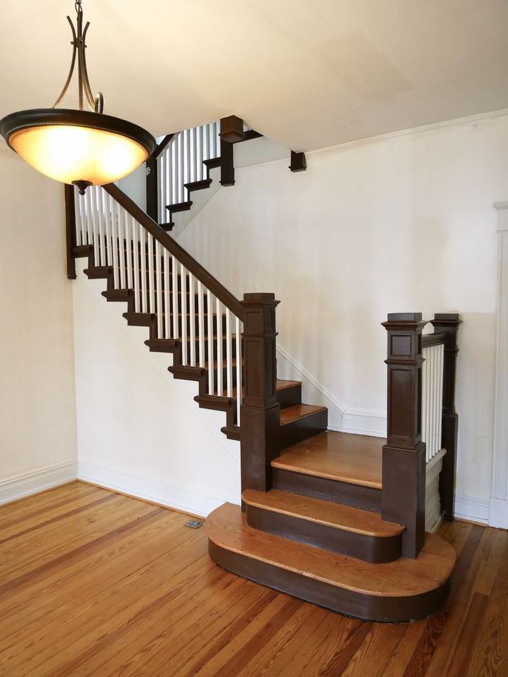 3217 Barton Ave - Photo 2 of 6