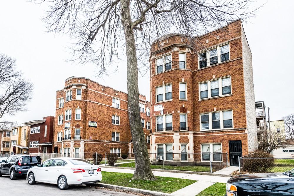 9040 S St Apartments in Washington Heights, Chicago, IL 60620