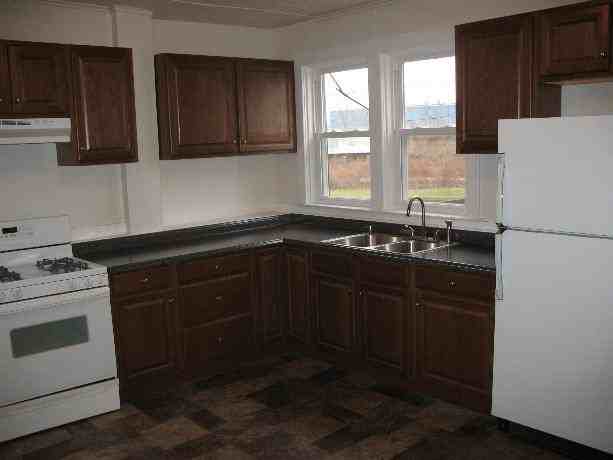 1673 West 15th Street - Photo 2 of 7