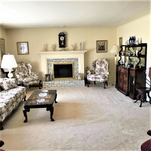 131 Avery Ave - Photo 3 of 31