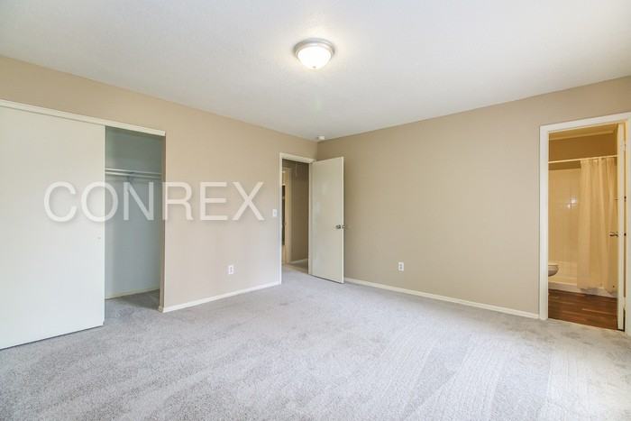 3202 Glen Hollow Rd - Photo 2 of 8