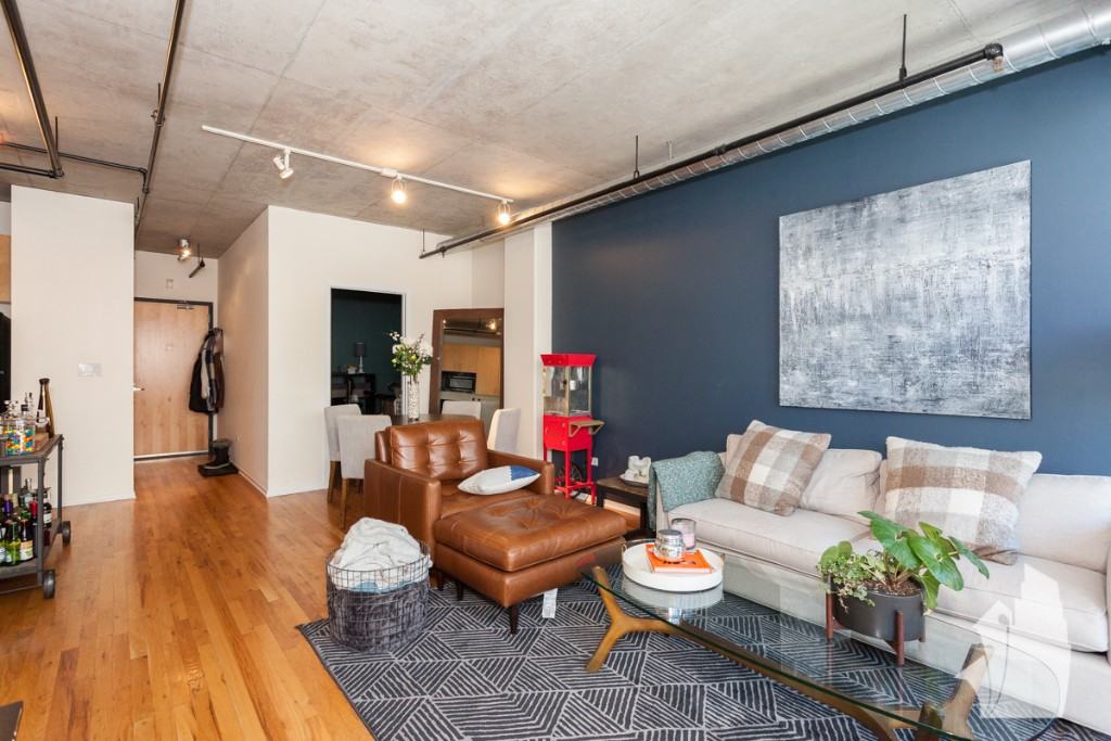 600 West Van Buren Street #20011 - Photo 3 of 18