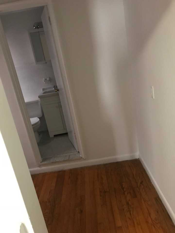 E 51st St & 2nd Ave #5ea