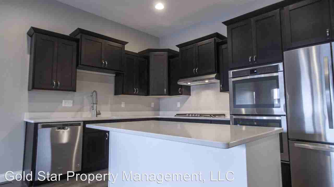 3321 6th St S - Photo 3 of 8