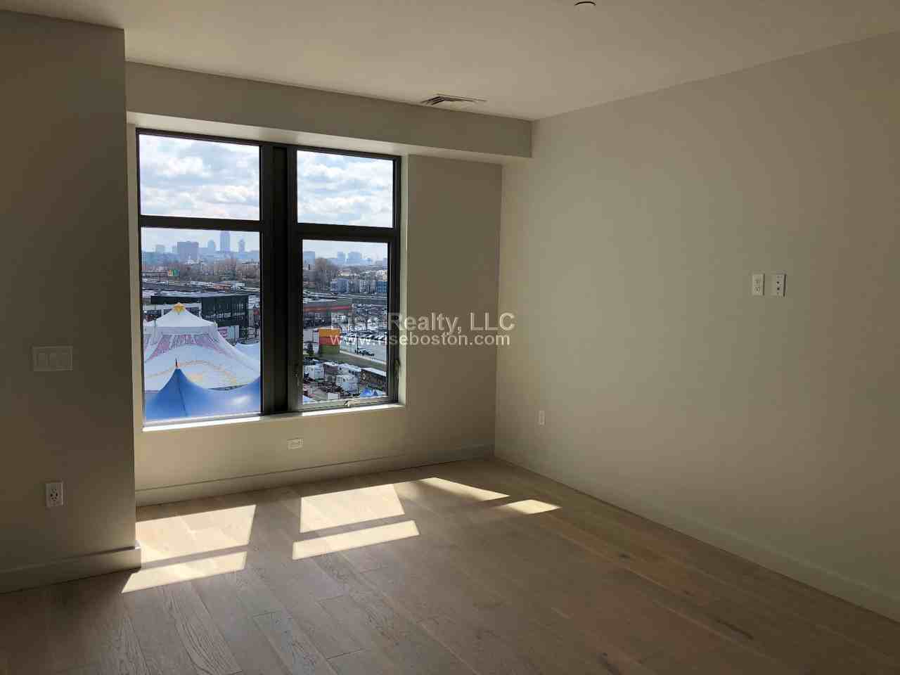378 Foley St #817 - Photo 3 of 12