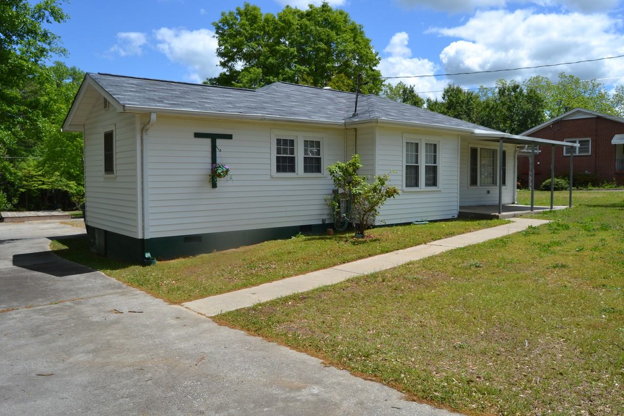 37 Gloria St - Photo 2 of 14