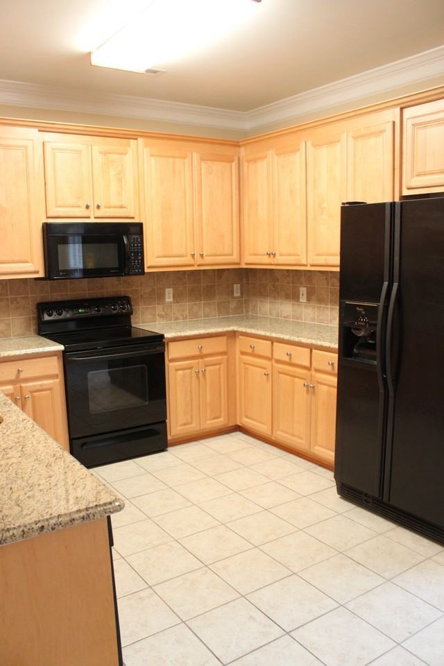 5618 Burck Dr NW - Photo 2 of 7