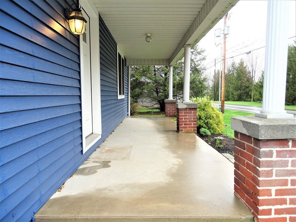 963 Fruitville Pike - Photo 2 of 23