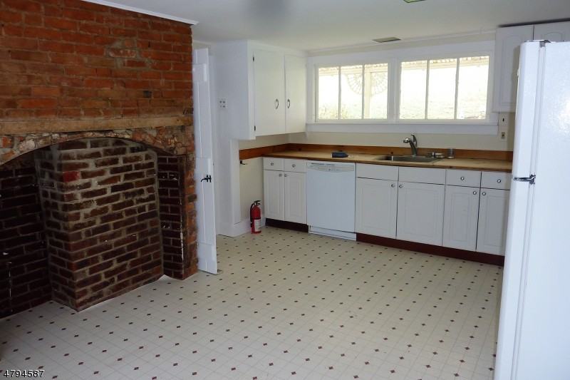 47 Welisewitz Rd - Photo 3 of 9