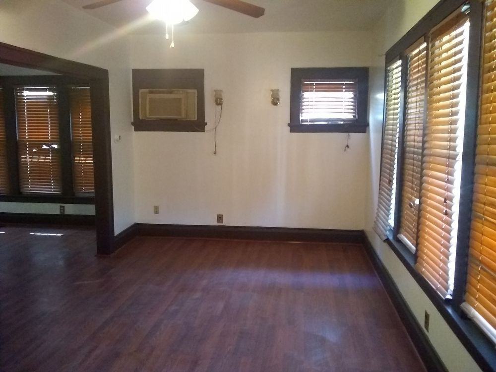 3134 N 16th St - Photo 3 of 14