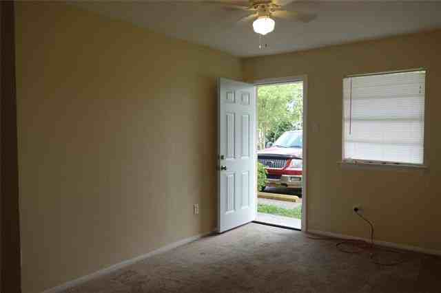 620 Central Ave - Photo 2 of 10