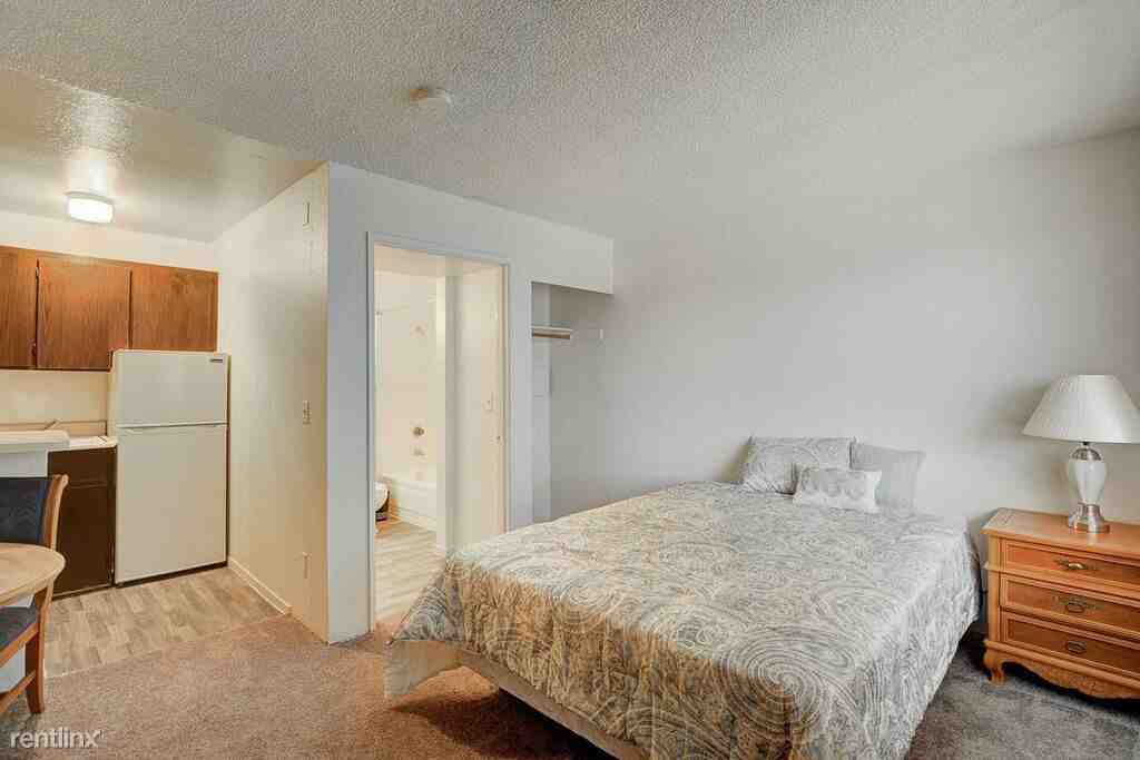 Siegel Suites Charleston - Photo 3 of 8