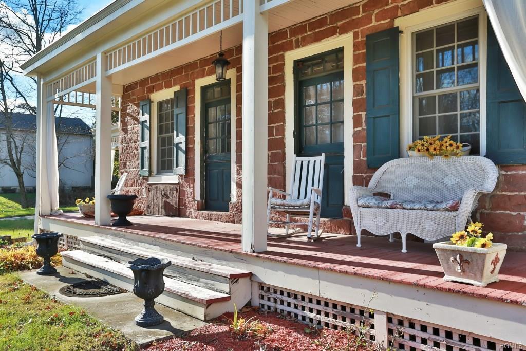 341 S Pascack Rd - Photo 3 of 27