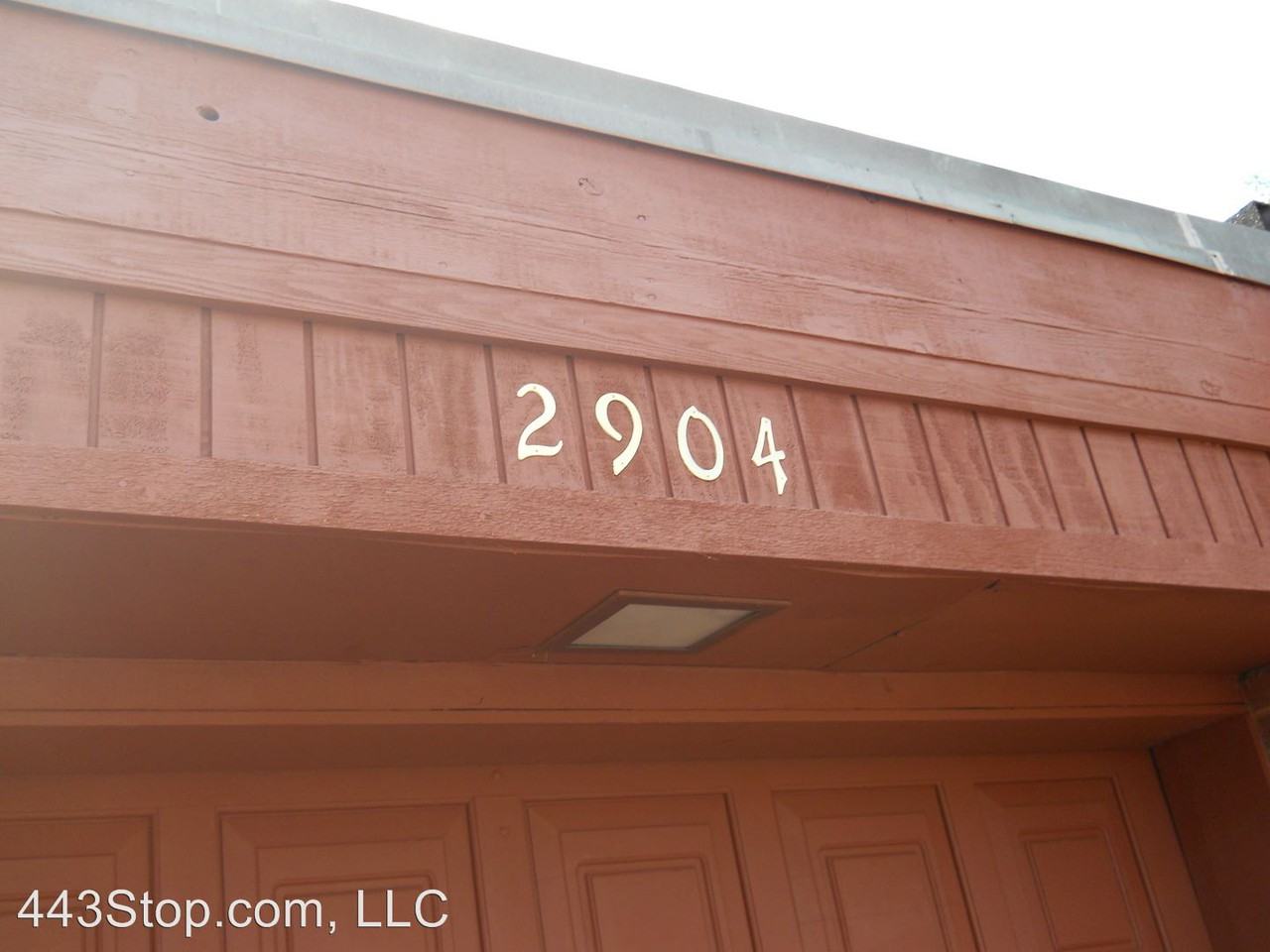 2904 Clover Way - Photo 2 of 12