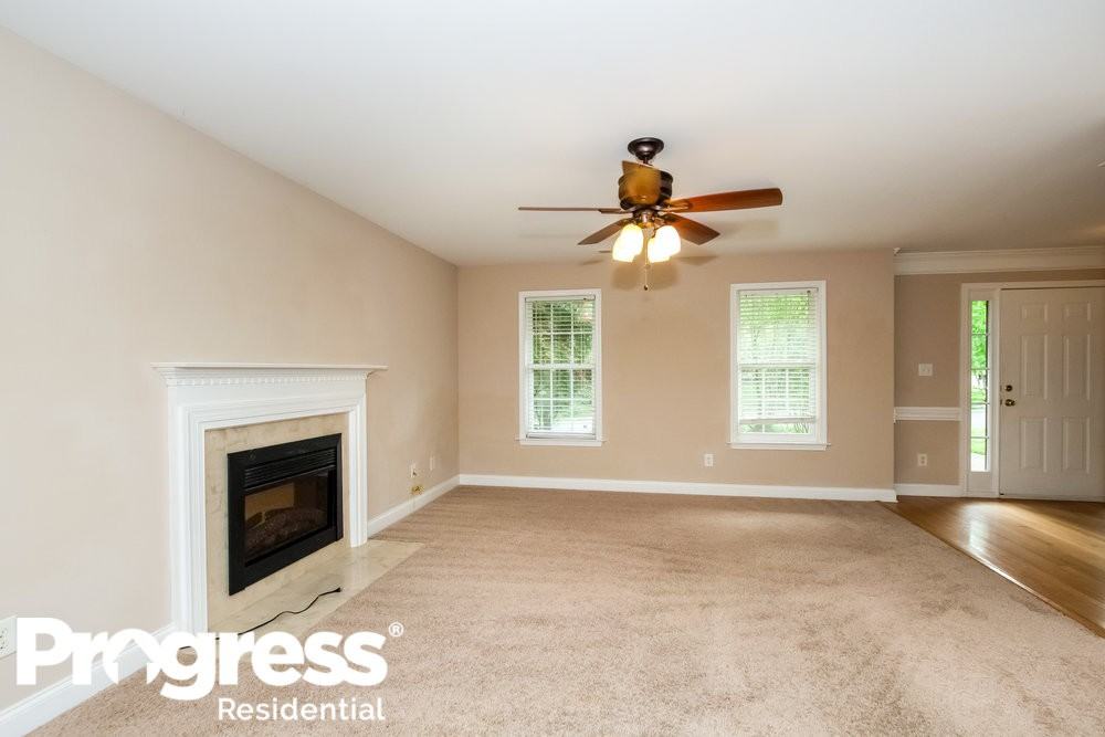 3618 Hermitage Pl Dr - Photo 2 of 15