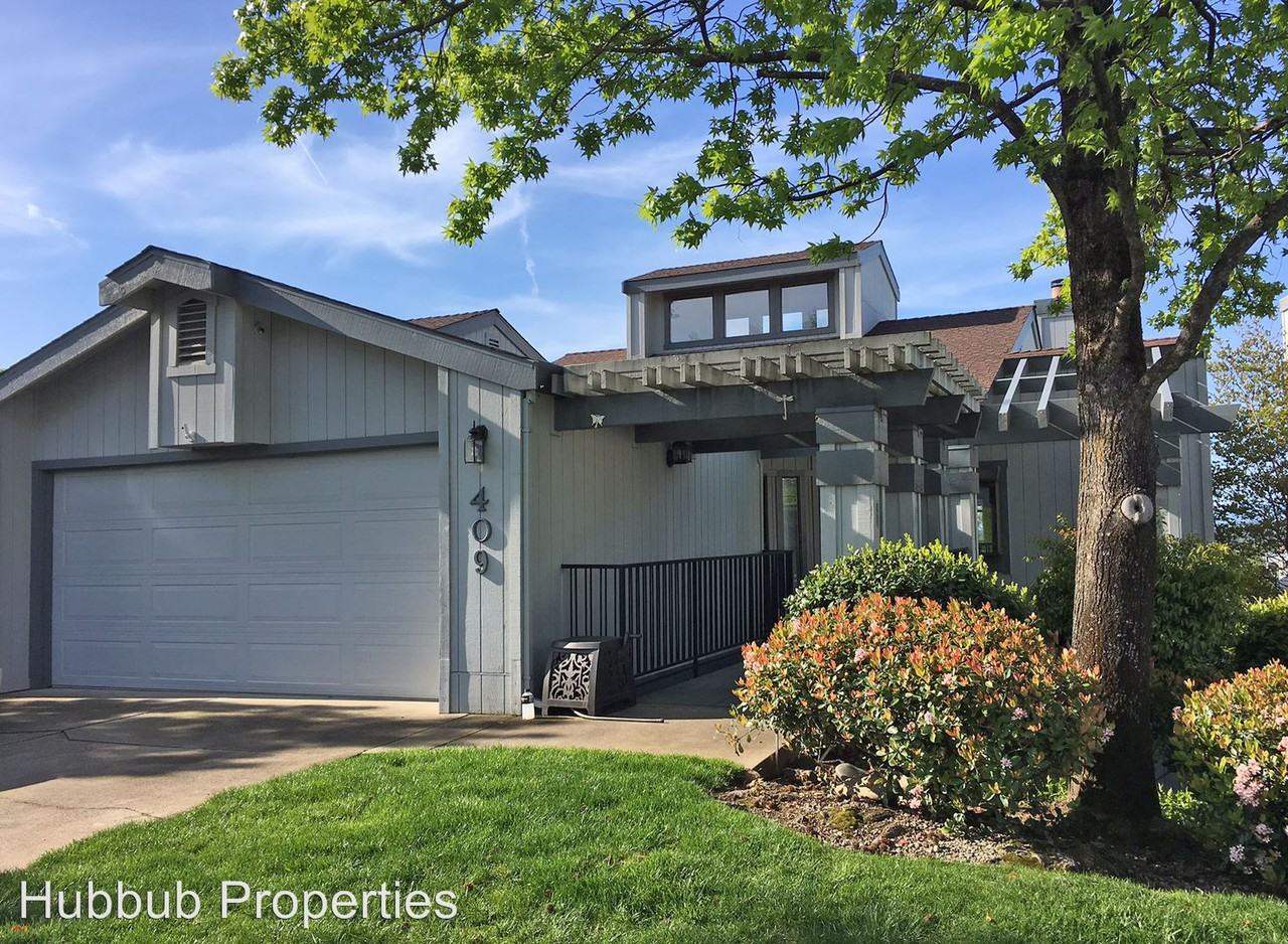 409 Ridgecrest Trail - Photo 2 of 27