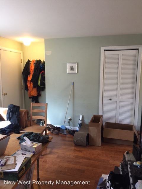 955 Smith Ln #D - Photo 2 of 9