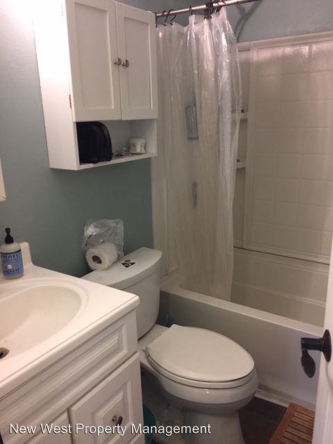 955 Smith Ln #D - Photo 3 of 9