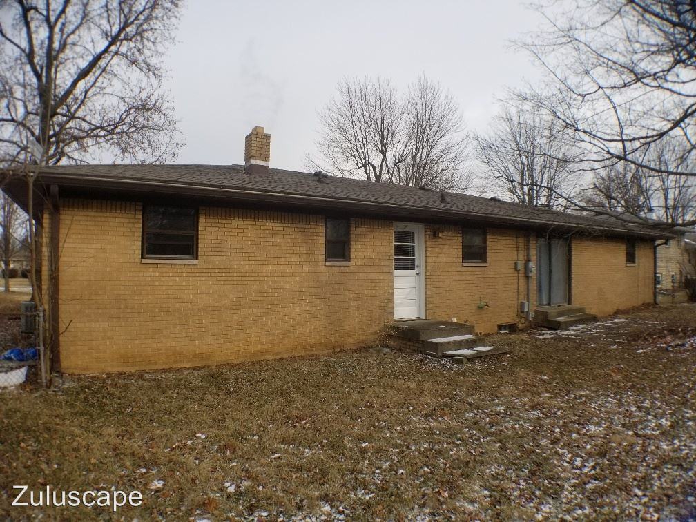 5304 Daniel Dr - Photo 3 of 17