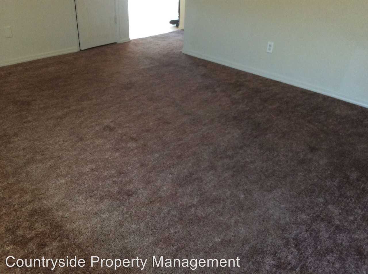 12115 Kadota Ave - Photo 3 of 14