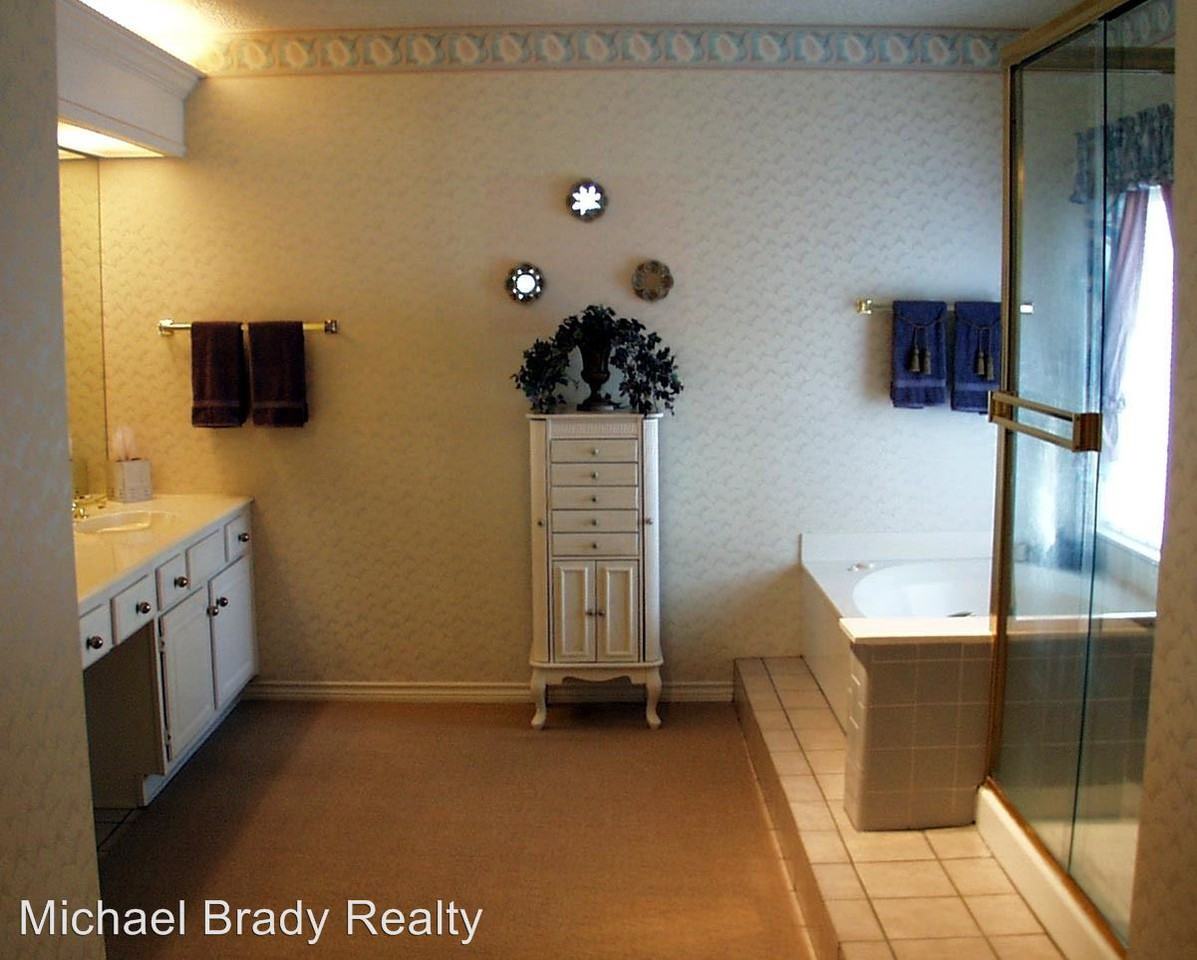 4333 Windswept Ln - Photo 2 of 8