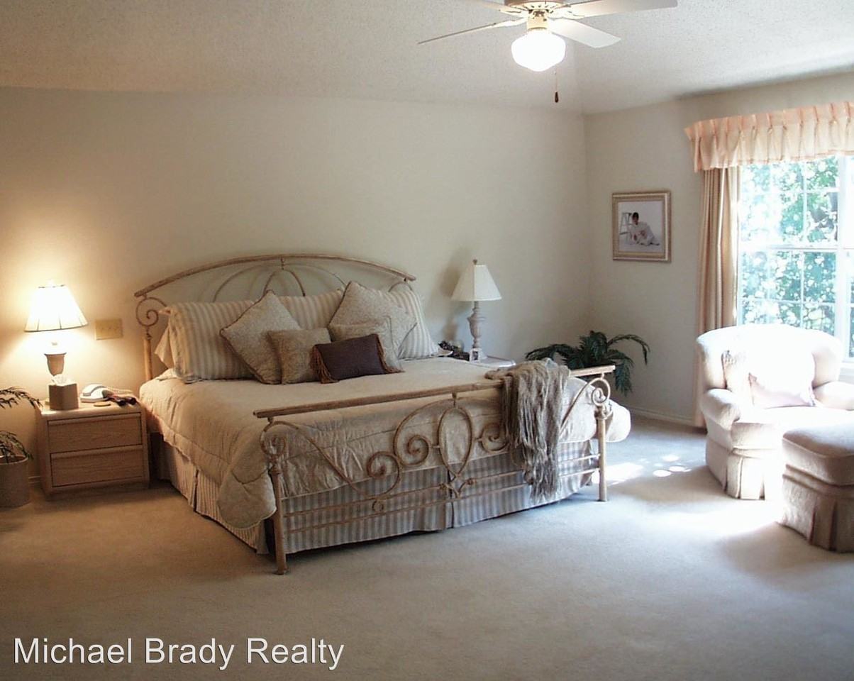 4333 Windswept Ln - Photo 3 of 8