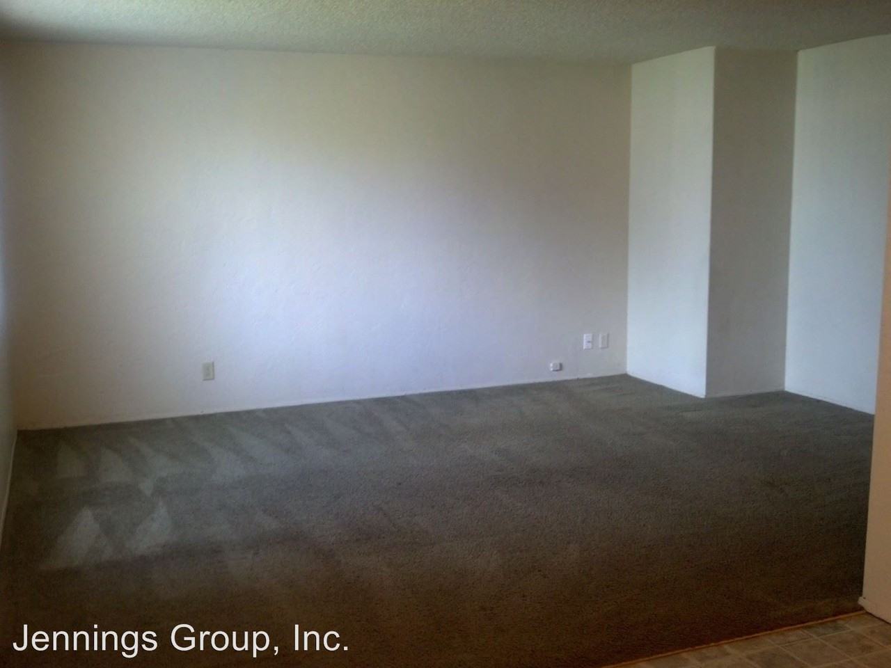 2730 Edison St - Photo 2 of 9