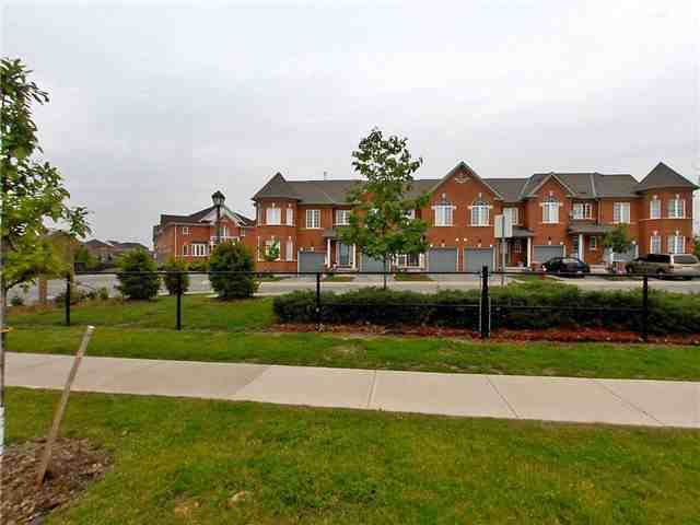 525 Novo Star Drive 70, Mississauga, ON L5W 4 Bedroom Condo for 2,000/month Zumper