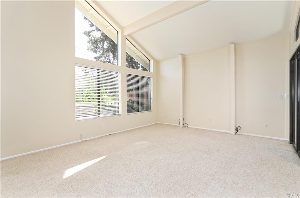 28661 Placida Ave - Photo 3 of 26