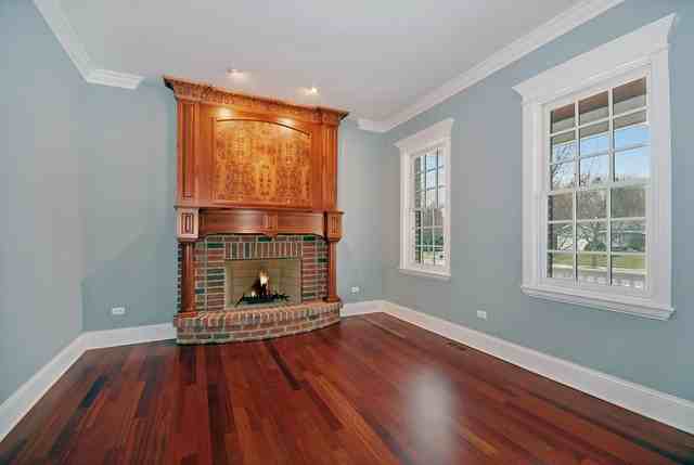 1122 Thunderbird Ln - Photo 3 of 27