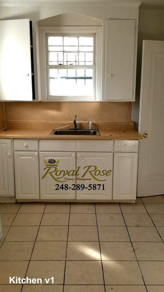 8431 Rosemont Avenue - Photo 3 of 10