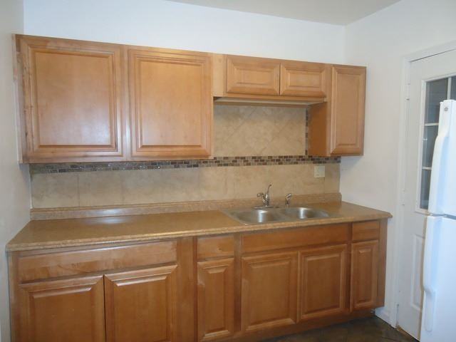 3735 W 115th Pl - Photo 3 of 8